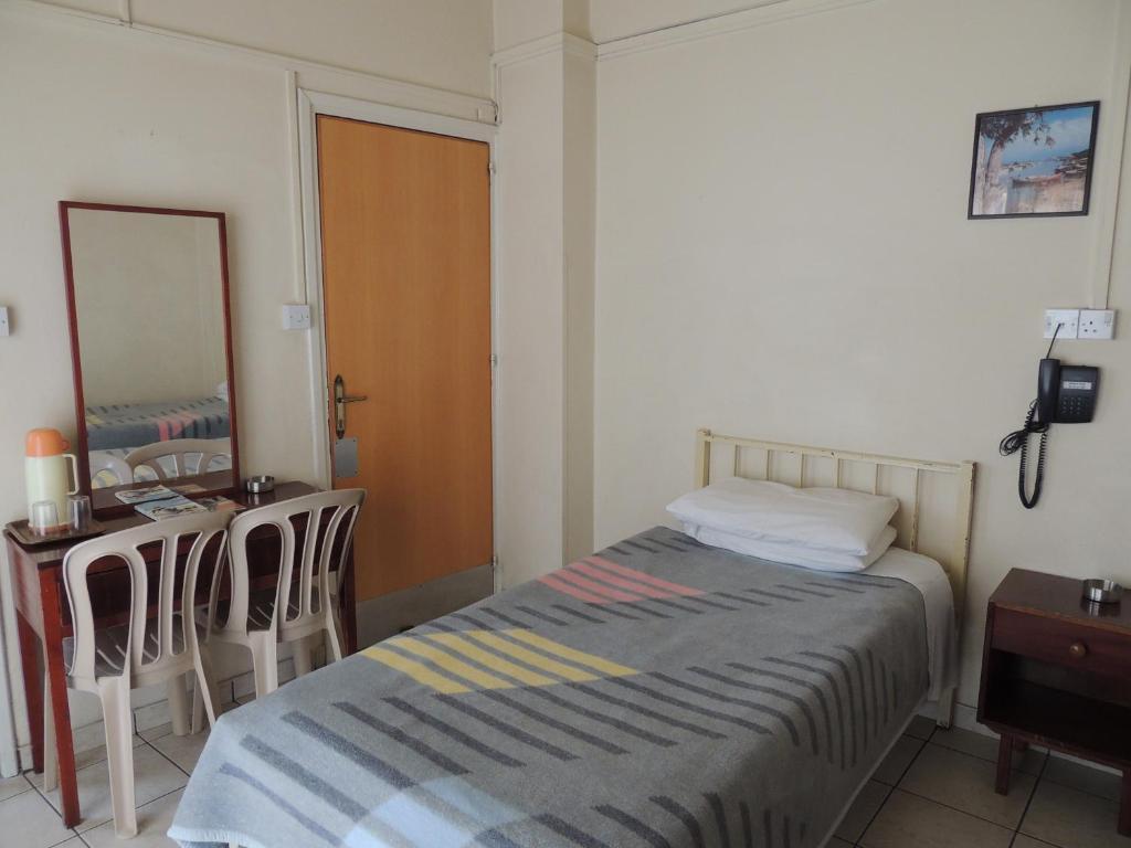 Delphi Hotel Nicosia Habitación foto