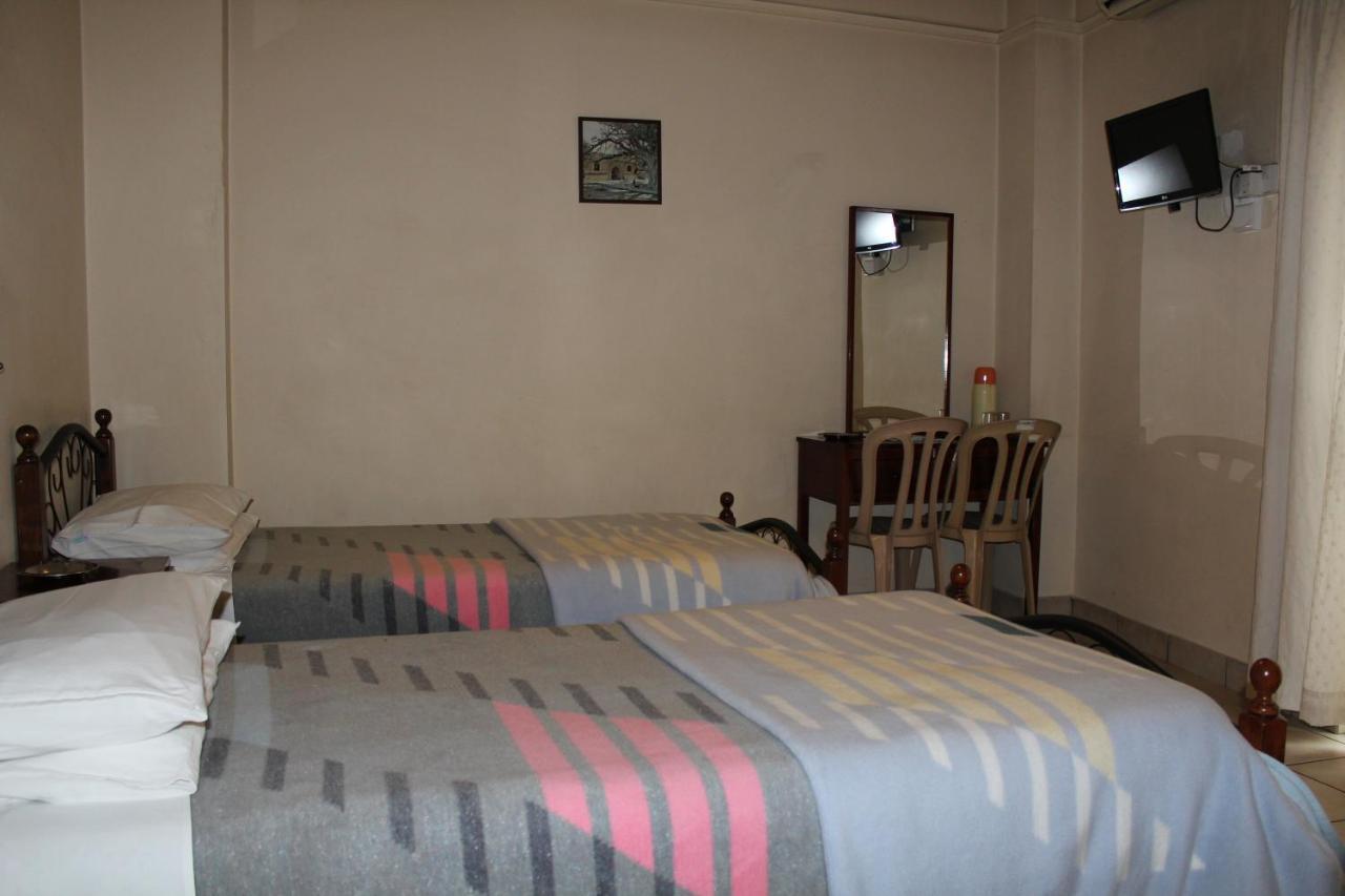 Delphi Hotel Nicosia Habitación foto
